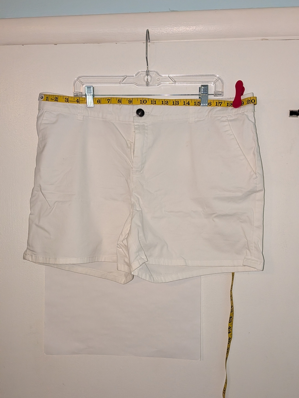 Khakis By GAP Women's White Casual Chino Shorts Size 16
